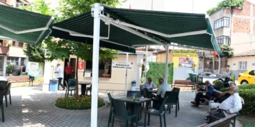 bursa-osmangazide-emekliler-lokali-sosyal-hayati-canlandirdi-8BRvYSdu.webp