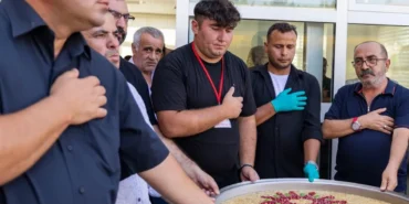 izmirde-baskan-tugay-aliagada-asure-lokmasina-ortak-oldu-YupT2847.webp