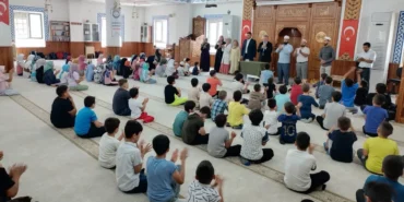 kayseri-kocasinan-ve-sorgunda-kuran-kursu-ogrencilerine-ziyaret-nh3vsffu.webp