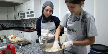 sakaryali-gencler-buyuksehirle-italyan-mutfaginda-BIvpdCmE.webp