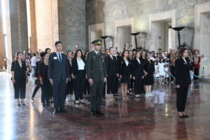 tumkad-6-yilinda-atanin-huzurunda-gelecegin-turkiyesi-adina-soz-verdik-0-pFD7R9sv.jpeg