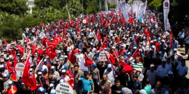 turkiye-maden-iscileri-sendikasinin-grev-karari-60-gun-ertelendi-SDe3XBHj.webp