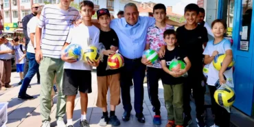 ankara-keciorende-baskan-mesut-ozarslan-esnafin-yaninda-mc6RPfOt.webp