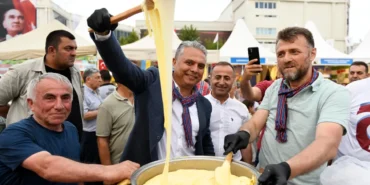 antalya-muratpasada-yoreler-renkler-coskusu-RJ16BGry.webp