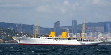 ataturkun-mirasi-savarona-istanbul-bogazini-selamlayacak-LR6Edn5u.webp
