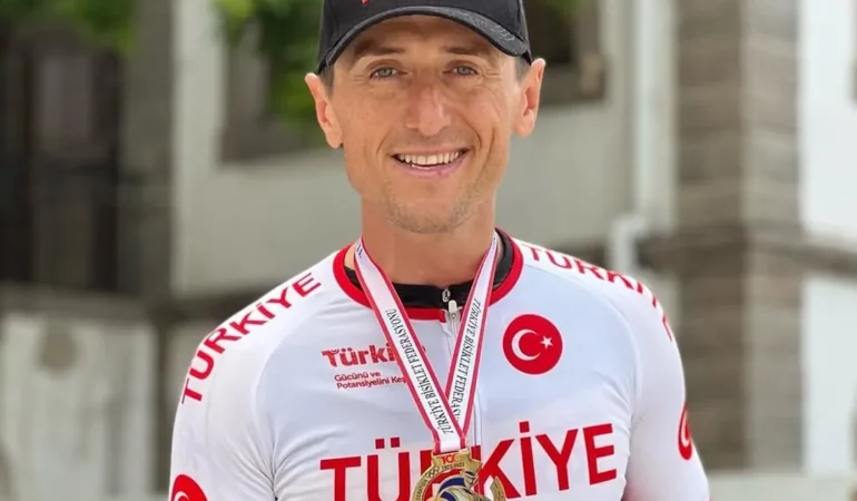 bisiklet-tutkunlari-bursa-mudanyada-bulusuyor-CMLRbGwb.webp
