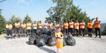 denizlide-minik-yurekten-buyuk-temizlik-hareketi-vykm5BZI.webp