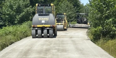 karadag-grup-yolunda-toprak-yol-tarih-oluyor-fmYUxacD.webp
