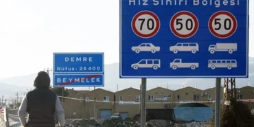 karayollarinda-hiz-siniri-ve-tabelalar-degisiyor-ZlP7imPg.webp