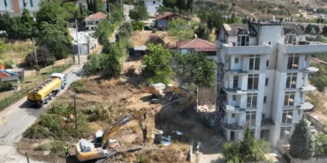 kocaeli-cayirovada-riskli-yapilarin-yikimibasladi-Yhc4ijcn.webp