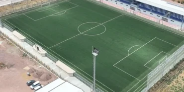 kocaelinde-gencler-icin-bir-futbol-sahasi-da-alikahyaya-2lbWyKUC.webp