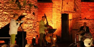 mudanyada-4-gun-suren-caz-festivali-gelecege-umut-oldu-nQ7iMX6H.webp