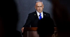 netanyahu-isgal-planinda-yalniz-qIBg1TEA.webp