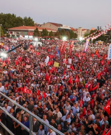 ozgur-ozel-yapilan-operasyon-barisa-umuda-saldiridir-8yzgJjgb.webp