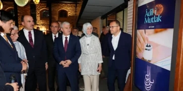 adaletin-hat-sanatiyla-bulustugu-sergi-konyada-LZ9FXfZU.webp