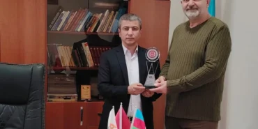 azerbaycanda-igfnin-bayragi-ali-zulfukarogluna-emanet-blR9yydG.webp