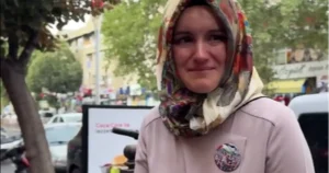erzincanda-egitim-ve-vefa-bulusmasi-vali-aydogdu-ve-bakan-yerlikayadan-o-ogretmene-ovgu-lTZZap4u.webp