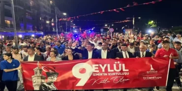 izmirin-kurtulusunun-103-yili-coskuyla-kutlandi-OfMQ3LtO.webp