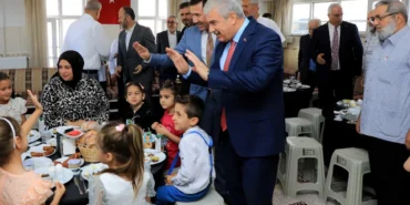 konyada-manevi-bulusmavali-akin-kaymakam-ayhan-ve-baskan-kilca-vatandaslarla-bir-araya-geldi-74XtCZET.webp