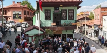 kutahya-belediyesinden-tarihi-acilis-ZM3CiDVl.webp