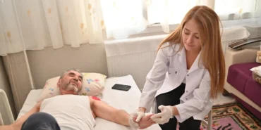 manisada-evde-bakim-hizmetleri-uzumle-dijitallesti-v2xLhXRs.webp