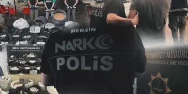 mersinde-zehir-tacirlerine-darbe-35-milyon-uyusturucu-hap-ele-gecirildi-rJdS5shW.webp