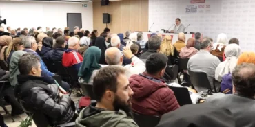 ahmet-ozhandan-kocaeli-kitap-fuarinda-anlamli-soylesi-5aXOtx6s.webp