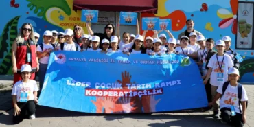 antalyada-lider-cocuklar-kadin-emegini-destekledi-eFOXnhNL.webp