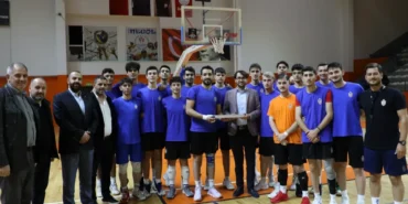 bursa-inegolde-voleybol-heyecani-galatasaray-konuk-oluyor-KxIRtj46.webp