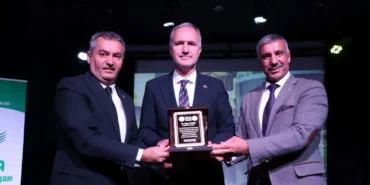 bursa-inegolde-yesil-koltukun-ilk-konugu-baskan-taban-zghLriGt.webp