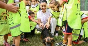 cocuklar-patili-dostlariyla-bulustu-klO7bpI9.webp