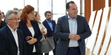 genc-sanatcilar-manisanin-duvarlarini-renklendirecek-iHt7RYcA.webp
