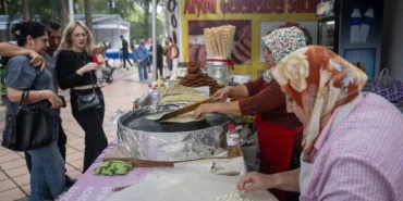 izmir-bornovada-bi-hayat-fest-basladi-W5nfyr6Z.webp
