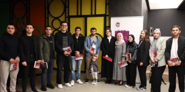 sakaryada-siyonist-edebiyat-tartisildi-UhvBBEuZ.webp