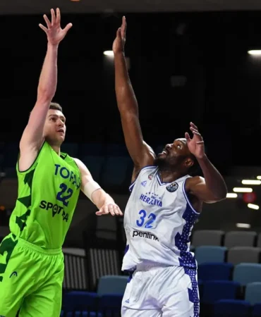 tofas-basketbol-sampiyonlar-liginde-italya-deplasmaninda-SKOjaQcU.webp
