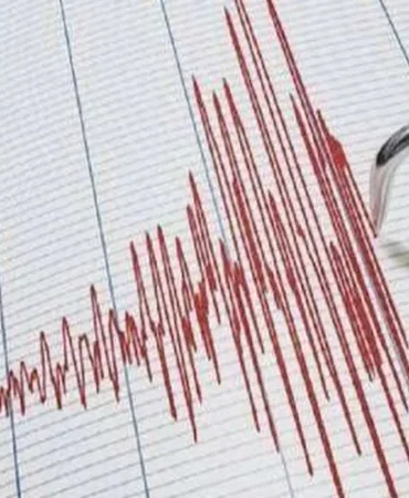 balikesir-sindirgida-49-buyuklugunde-artci-deprem-3Z3ZWfmZ.webp