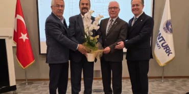 balkanturk-egitim-vakfinda-bayrak-degisimi-adnan-sozeri-donemi-basladi-q8bjwsjf.webp