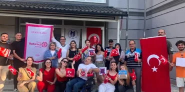 bursa-rotaracttan-cumhuriyet-yolu-projeleri-ile-anlamli-etkinlikler-fnBbrj7N.webp