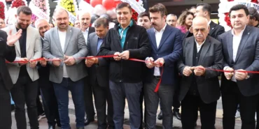 bursada-egitimin-yeni-yuzu-toli-kampus-kapilarini-acti-4DMJCA8T.webp
