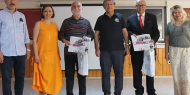 gazeteci-ozke-genc-iletisimcilerle-tecrube-paylasti-cExclMqj.webp