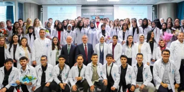 gelecegin-hekimleri-konyada-beyaz-onlukleri-giydi-VkLbajl6.webp