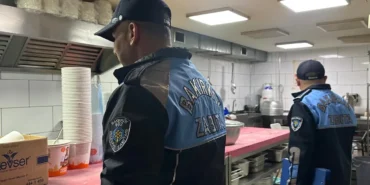 istanbul-bakirkoyde-yiyecek-icecek-isletmelerine-zabita-denetimi-XpiRQLet.webp