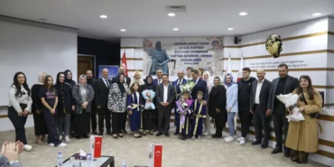 kayso-yilin-ahisini-secti-Aa1frpvM.webp
