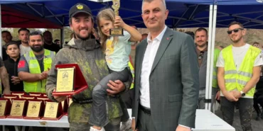 kocaeli-golcukte-atv-tutkunlarindan-nefes-kesen-mucadele-wlcWdwZY.webp