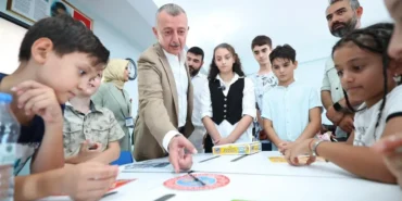 kocaelide-30-bin-ogrenci-bu-haberi-bekliyordu-egitim-desteklerinde-ilk-taksitler-yatti-y2SeWI1v.webp