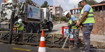 mersinde-taskinlara-karsi-724-temizlik-mesaisi-q3O8YccN.webp