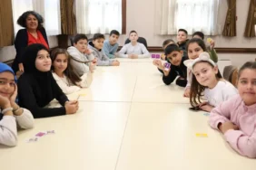 osmangazi-belediyesinden-cocuklara-haklarini-ogreten-atolye-tbtKPhGe.webp
