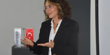 yapider-soylesilerinde-yesilin-ekonomisi-konusuldu-2BC1kCET.webp