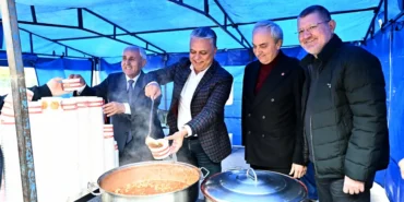antalyada-baskan-uysaldan-turk-mutfagi-cagrisi-Z8PynjRG.webp