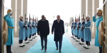 cumhurbaskani-erdogan-sudan-liderini-agirladi-uWzTzaQN.webp